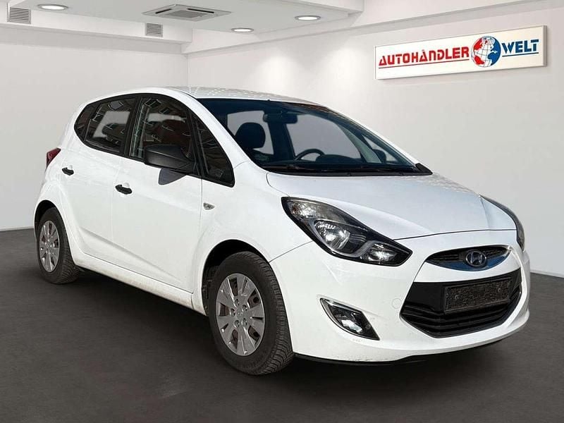 Gebraucht Hyundai ix20 90 PS (66 kW) 2012 Weiß Kleinwagen