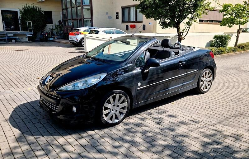 Schwarz Gebraucht 2010 Peugeot 207 CC Roland Garros Cabrio | 1.600 € (Guter Preis) - Bild 1/4