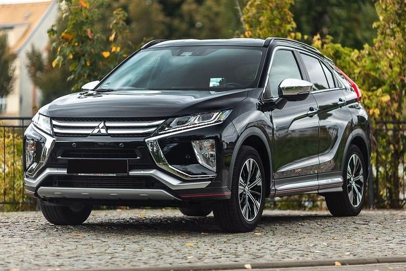 Schwarz Gebraucht 2018 Mitsubishi Eclipse Cross Edition SUV | 15.999 € (Fairer Preis) - Bild 1/4