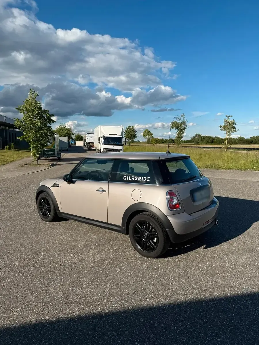 Gebraucht Mini One D 89 PS (65 kW) 2014 Grau Kleinwagen
