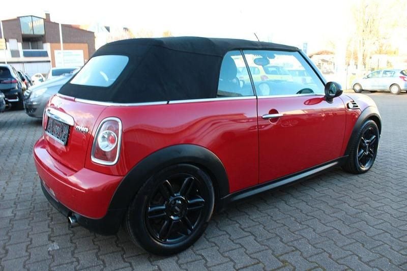 Gebraucht Mini Cooper Cabriolet 122 PS (89 kW) 2013 Rot Cabrio