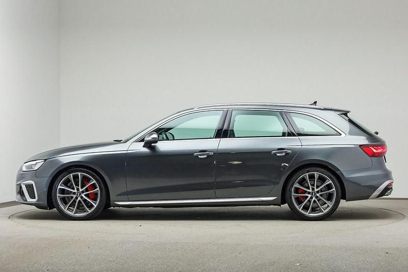 Gebraucht Audi S4 Ambiente 341 PS (250 kW) 2023 Daytonagrau perleffekt (metallic) Kombi