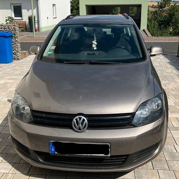 Braun Gebraucht 2009 VW Golf Plus Trendline Van / Kleinbus | 2.999 € (Superpreis) - Bild 1/4