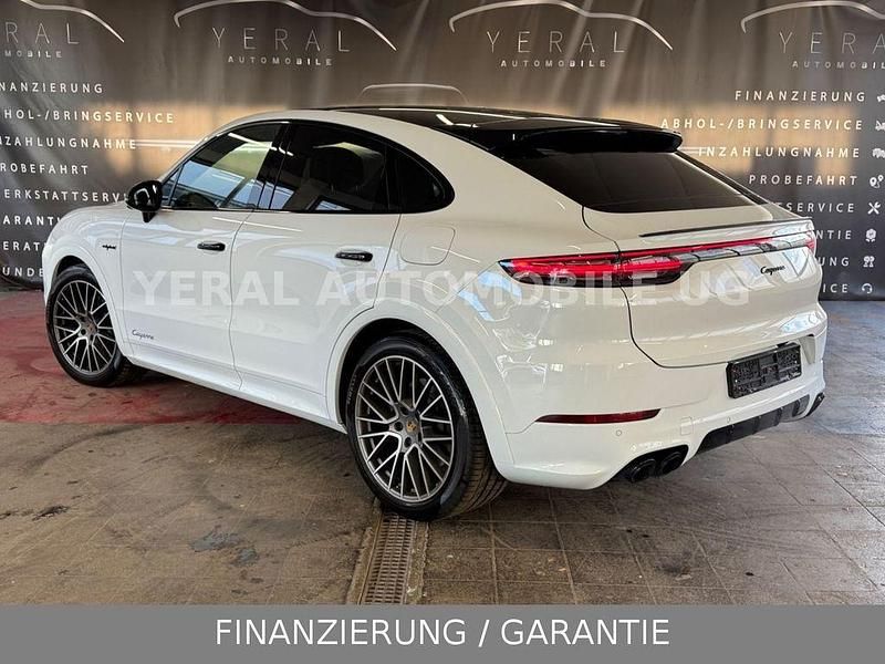 Gebraucht Porsche Cayenne E-Hybrid Coupe Platinum Edition 340 PS (250 kW) 2023 Weiß Coupé