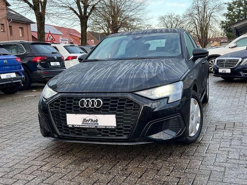 Schwarz Gebraucht 2021 Audi A3 Basis Limousine | 19.800 € (Guter Preis) - Bild 1/4