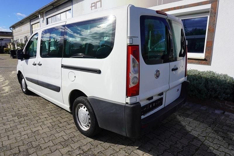 Gebraucht Fiat Scudo 163 PS (119 kW) 2011 Weiß Van