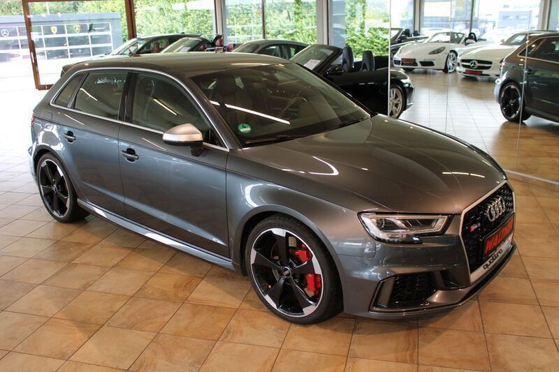 Grau Gebraucht 2018 Audi RS3 Sportback Sport Kleinwagen | 38.700 € (Guter Preis) - Bild 1/4