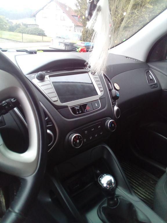 Gebraucht Hyundai ix35 Edition 135 PS (99 kW) 2013 Blau SUV