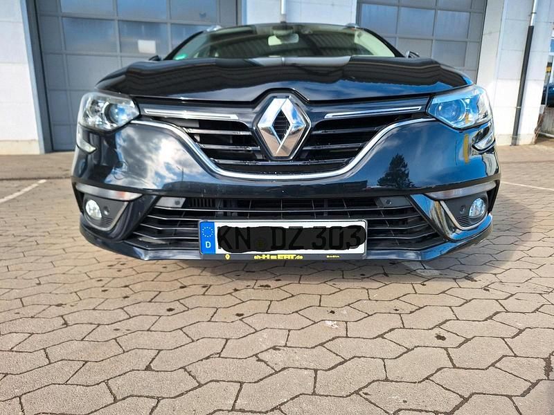 Gebraucht Renault Mégane GrandTour LIMITED Deluxe 140 PS (102 kW) 2019 Schwarz Kombi