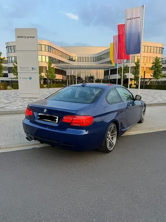 Gebraucht BMW 325 M Sport 204 PS (150 kW) 2012 Blau Coupé