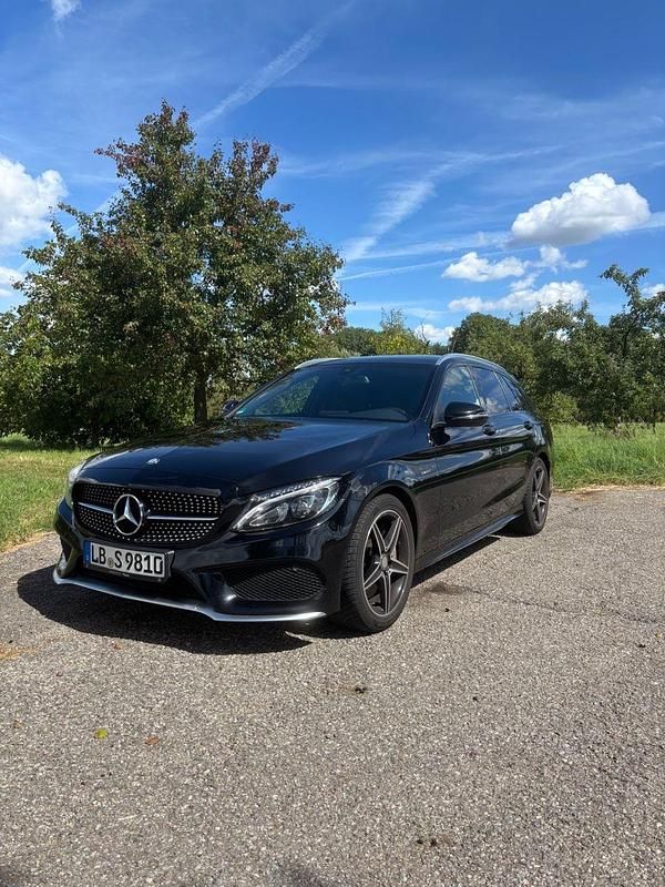 Schwarz Gebraucht 2016 Mercedes C450 AMG AMG Kombi | 32.000 € (Etwas zu teuer) - Bild 1/4