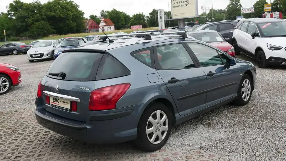 Gebraucht Peugeot 407 109 PS (80 kW) 2005 Lackierung eisengrau Kombi