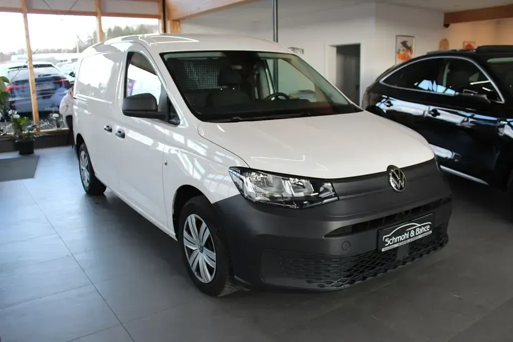 Second-hand VW Caddy 122 CP (89 kW) 2022 Alb Monovolum
