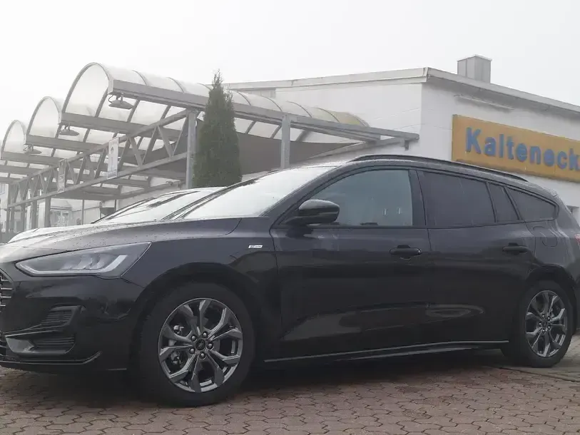 Gebraucht Ford Focus ST-Line X 155 PS (114 kW) 2024 Schwarz