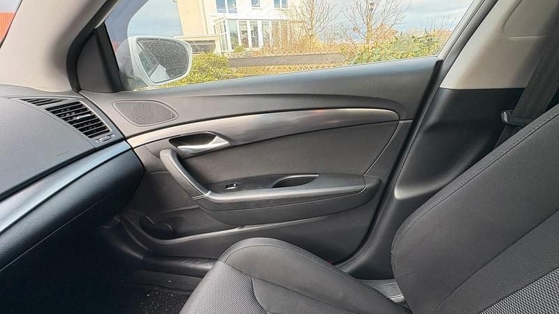 Gebraucht Hyundai i40 140 PS (102 kW) 2017 Weiß Kombi