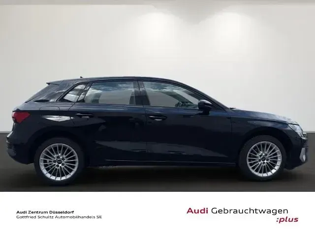Gebraucht Audi A3 Sport 150 PS (110 kW) 2023 Schwarz Limousine