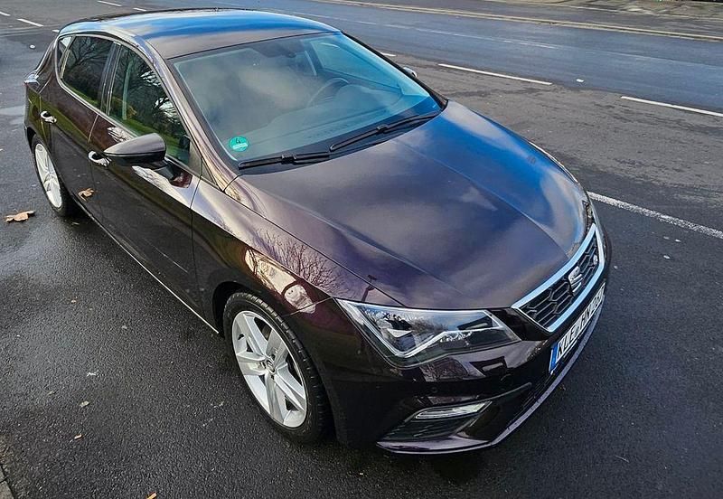 Gebraucht Seat Leon FR 131 PS (96 kW) 2019 Violet Limousine