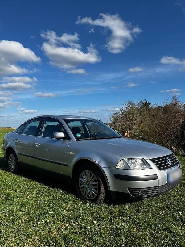 Gebraucht VW Passat 116 PS (85 kW) 2001 Silber Limousine
