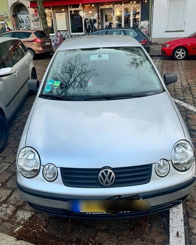 Gebraucht VW Polo 64 PS (47 kW) 2003 Grau Kleinwagen