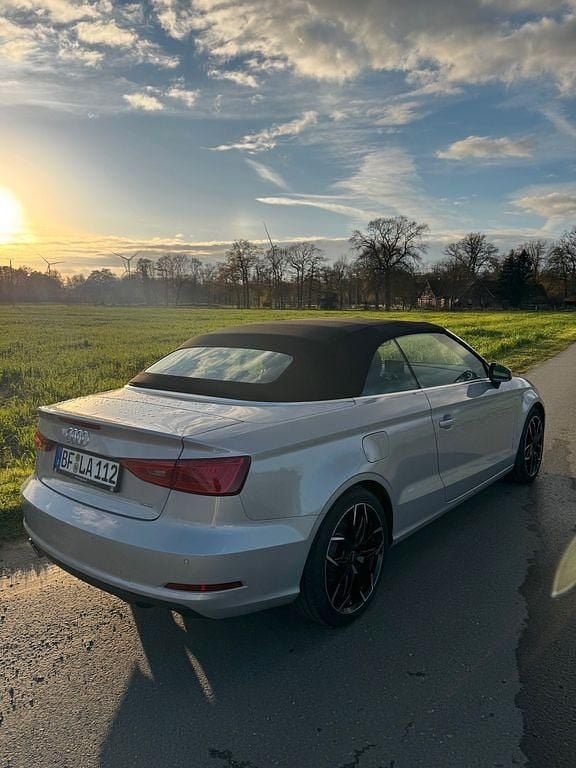 Gebraucht Audi A3 Cabriolet Design 179 PS (131 kW) 2014 Grau Cabrio