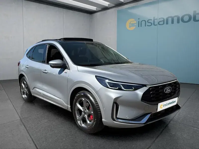 Gebraucht Ford Kuga ST-Line X 186 PS (136 kW) 2024 Silber SUV