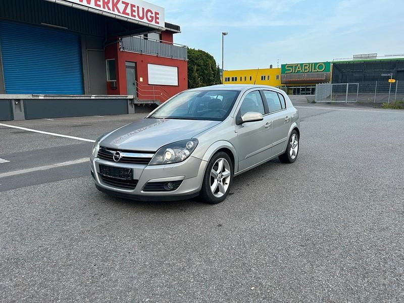 Gebraucht 2005 Opel Astra Innovation Kleinwagen | 3.100 € (Fairer Preis) - Bild 1/4