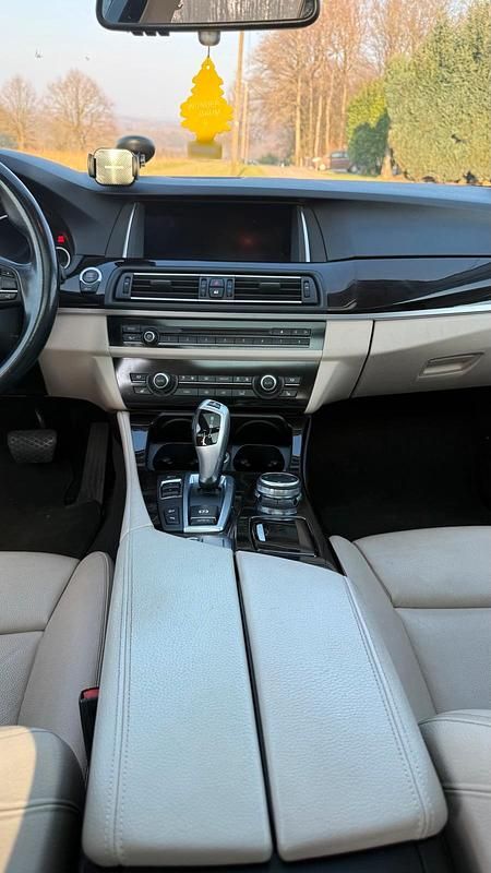 Gebraucht BMW 535 313 PS (230 kW) 2014 Grau Kombi