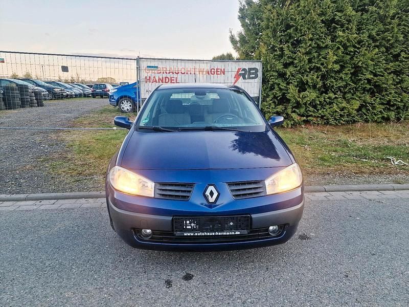 Gebraucht Renault Mégane II 90 PS (66 kW) 2003 Blau Kleinwagen