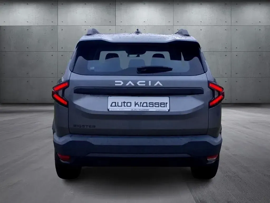 Neu Dacia Bigster Expression 140 PS (102 kW) 2026 Grau SUV