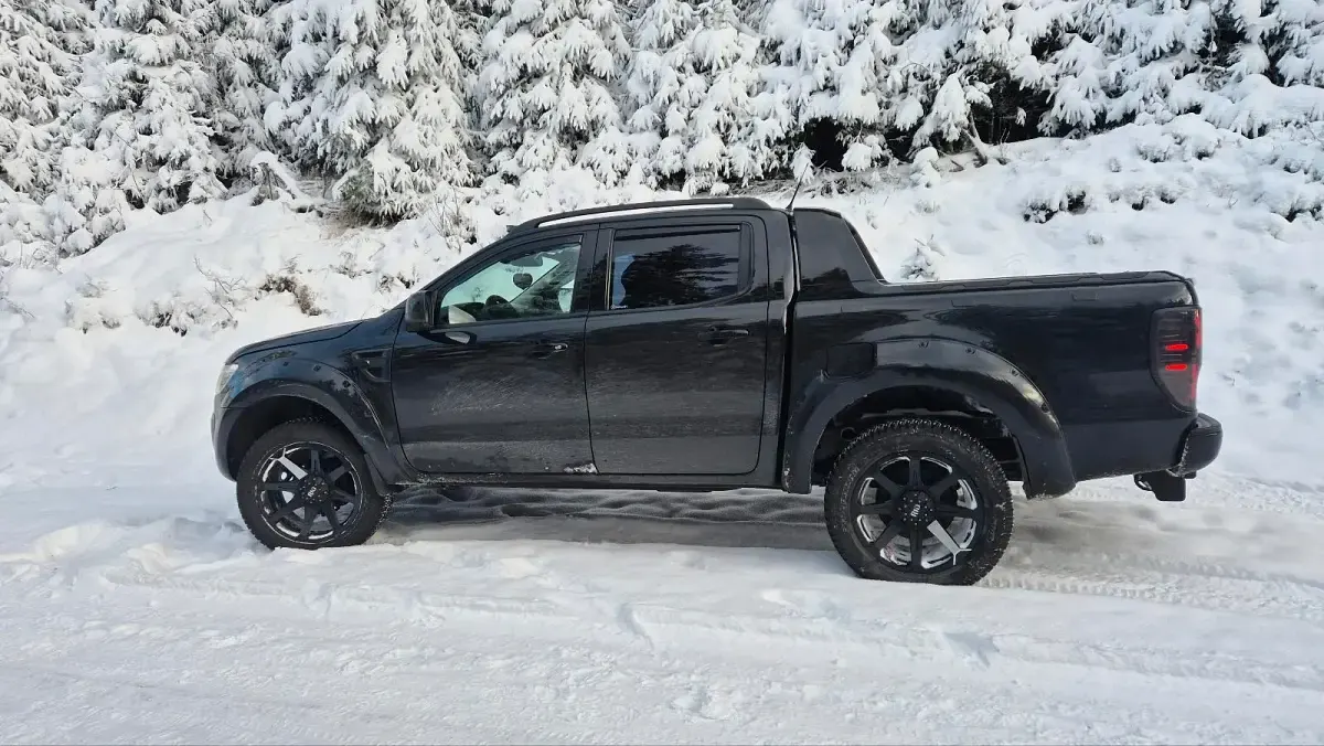 Gebraucht Ford Ranger 180 PS (132 kW) 2012 Schwarz Pickup