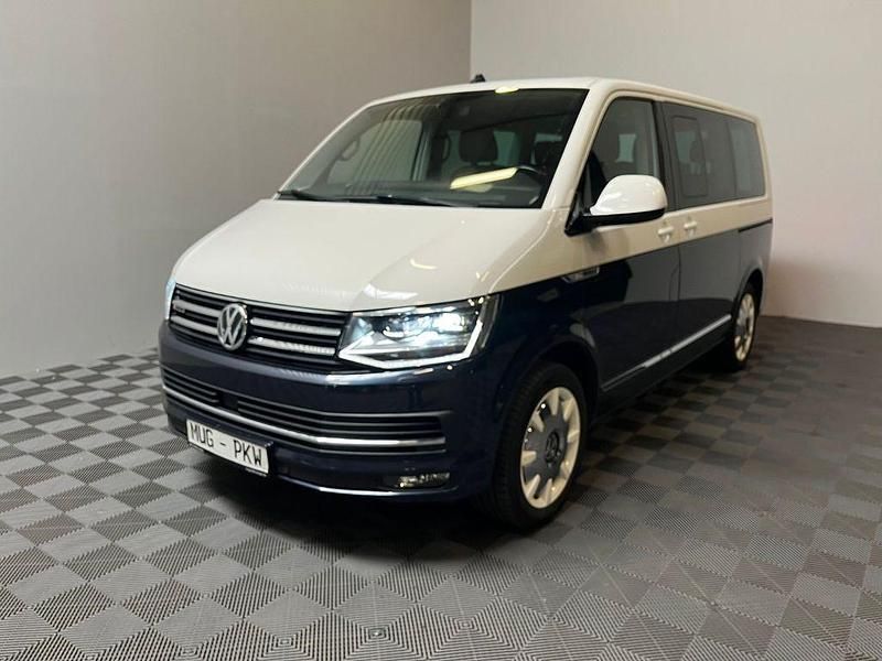 Blau Gebraucht 2016 VW Multivan Highline Van | 34.990 € (Guter Preis) - Bild 1/4