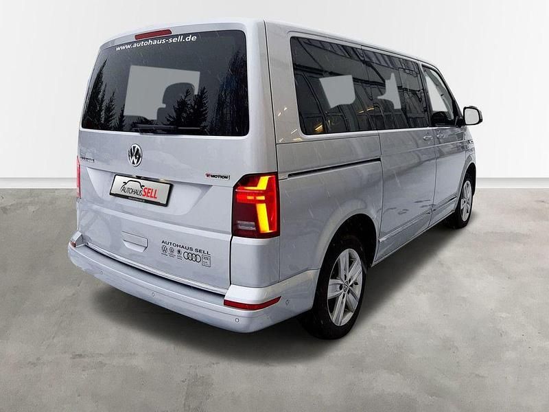 Gebraucht VW Multivan Highline 204 PS (150 kW) 2022 Silber Van