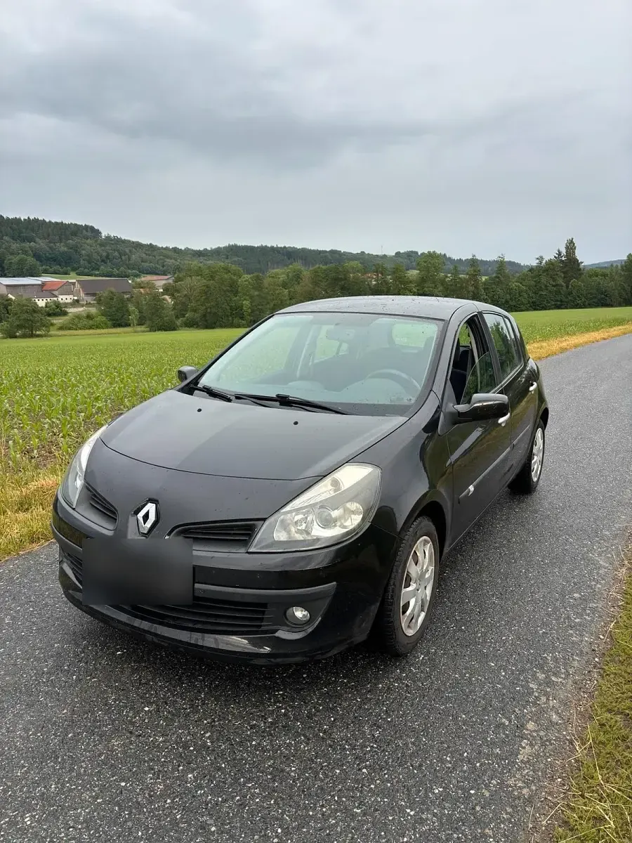 Gebraucht Renault Clio III 75 PS (55 kW) 2007 Kleinwagen