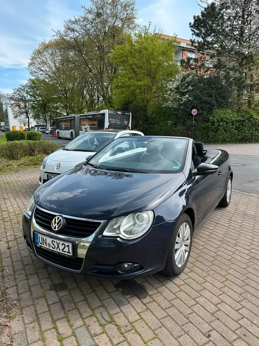Gebraucht VW Eos 160 PS (117 kW) 2009 Blau Cabrio