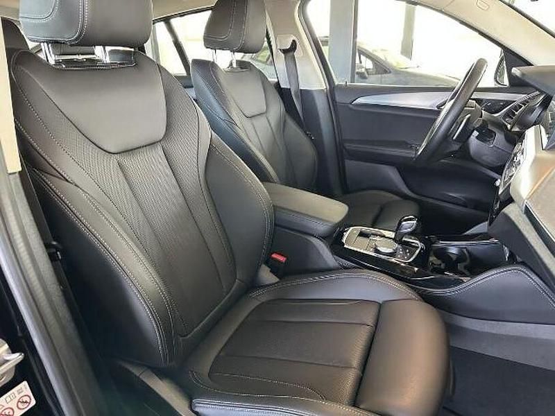 Gebraucht BMW X4 Performance 245 PS (180 kW) 2022 Schwarz SUV