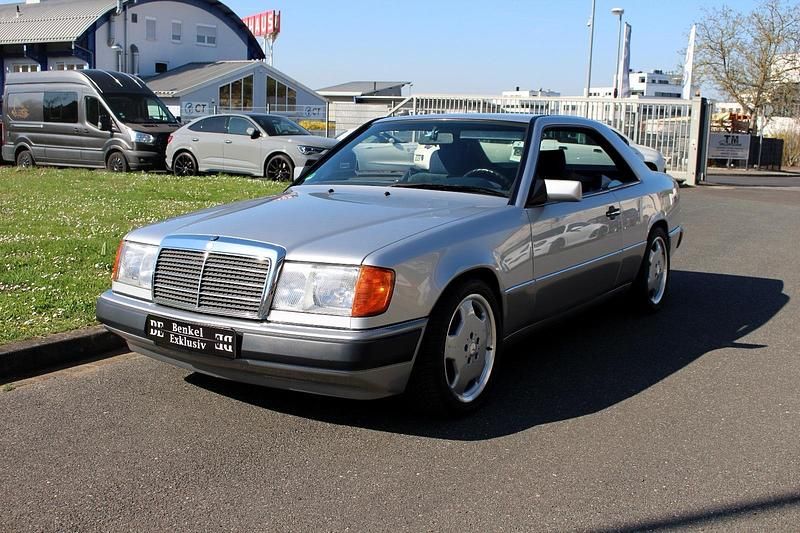 Gebraucht Mercedes 220 150 PS (110 kW) 1993 Coupé