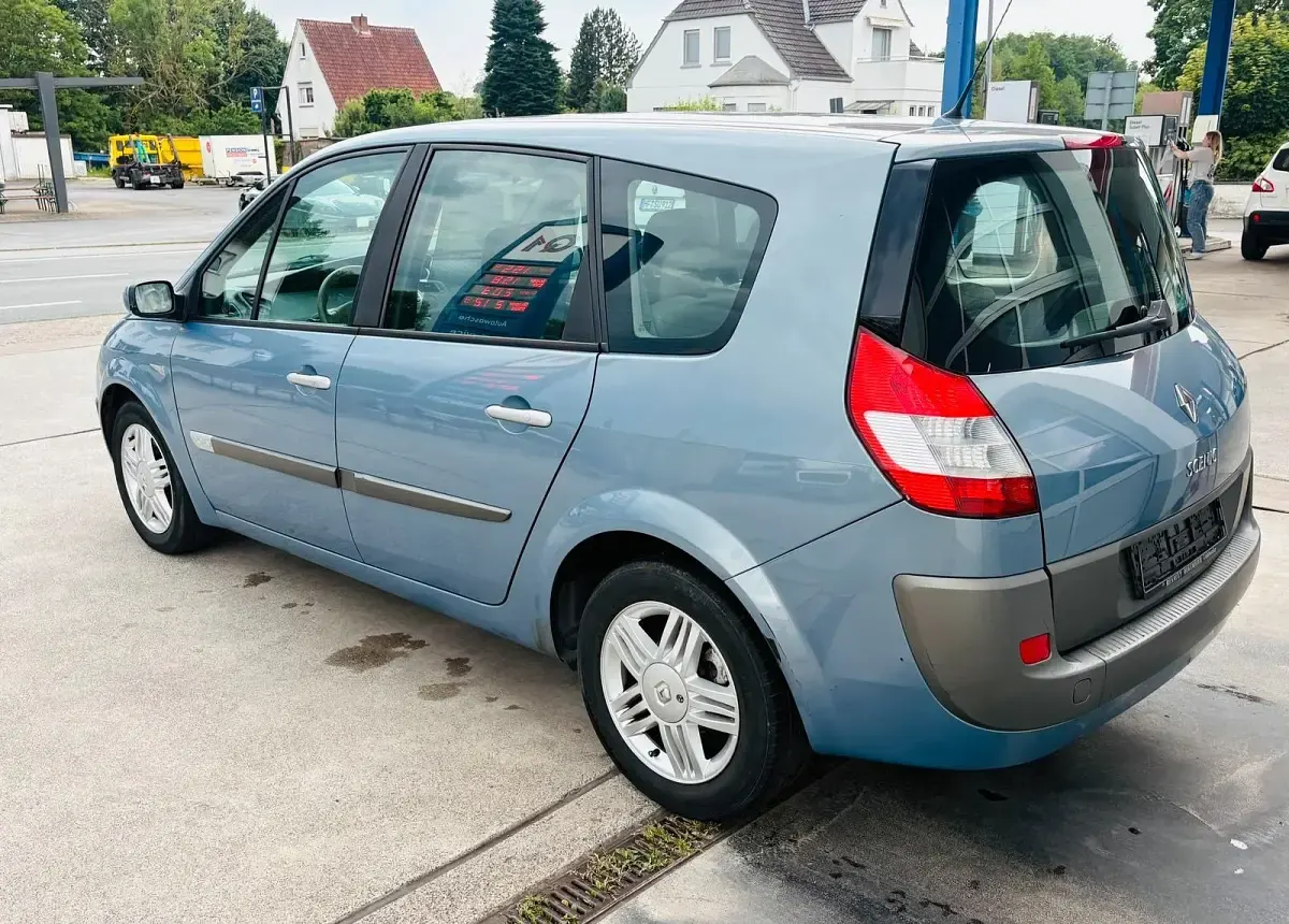 Gebraucht Renault Scénic 134 PS (98 kW) 2006 Blau Van / Kleinbus