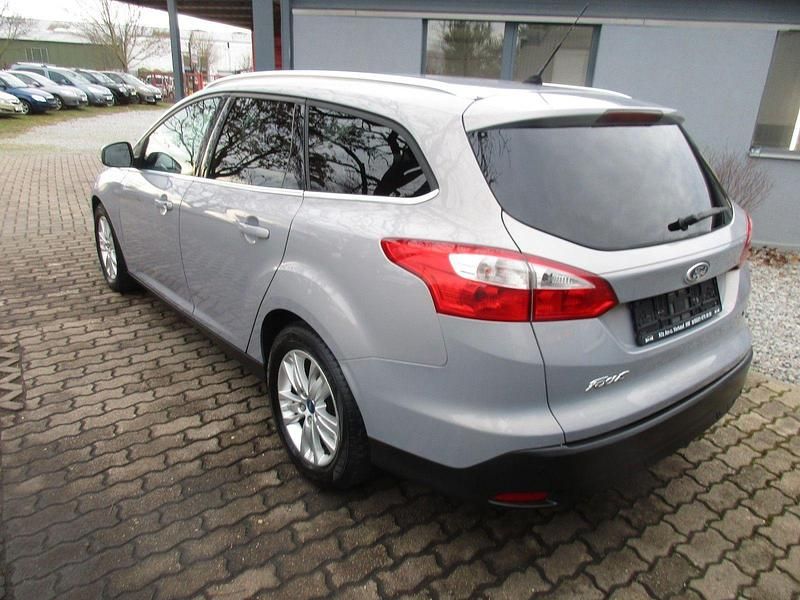 Gebraucht Ford Focus 150 PS (110 kW) 2013 Blau Kombi