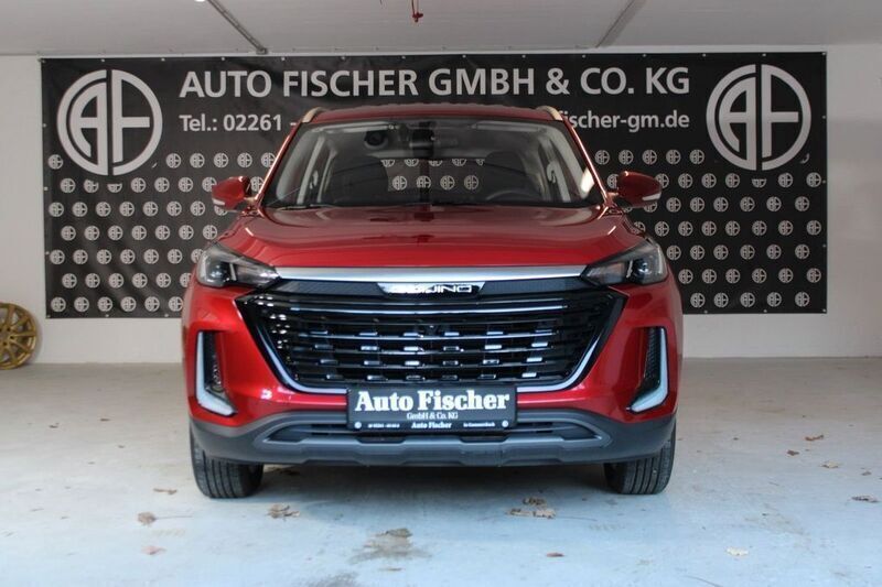 Rot Gebraucht 2024 Baic X35 Limousine | 19.890 € (Teuer) - Bild 1/4