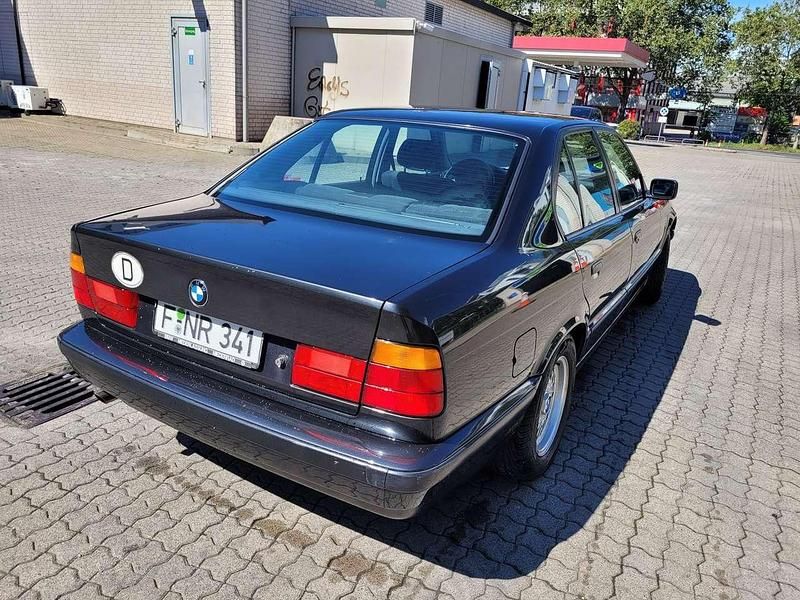 Gebraucht BMW 518 113 PS (83 kW) 1993 Limousine