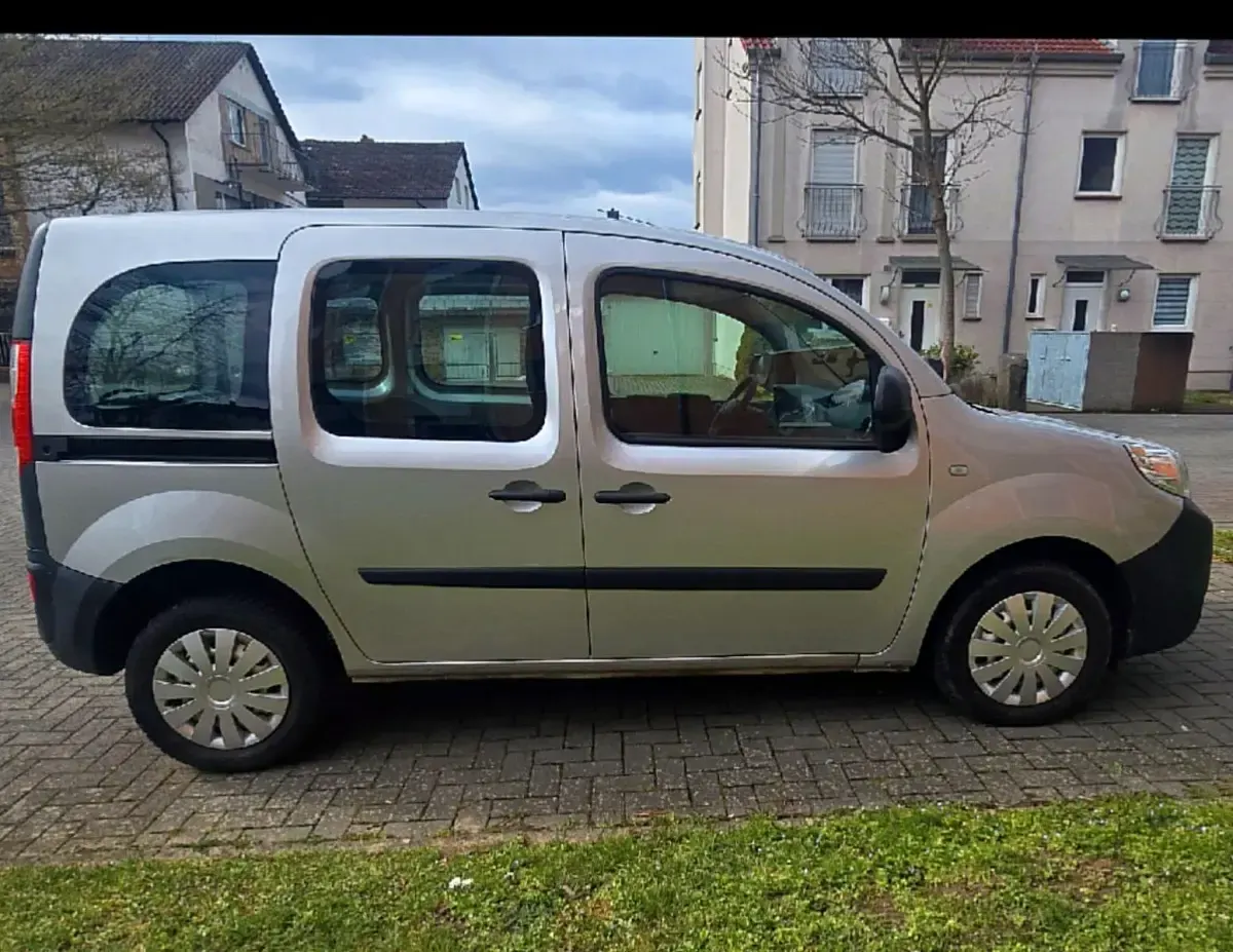 Gebraucht Renault Kangoo LIMITED 95 PS (69 kW) 2020 Silber Van / Kleinbus