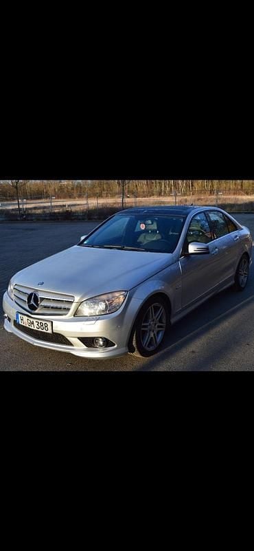 Gebraucht Mercedes C200 184 PS (135 kW) 2010 Silber Limousine