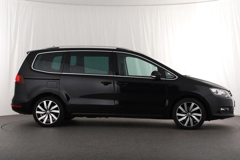 Gebraucht VW Sharan Join 184 PS (135 kW) 2018 Deep black perleffekt Van / Kleinbus
