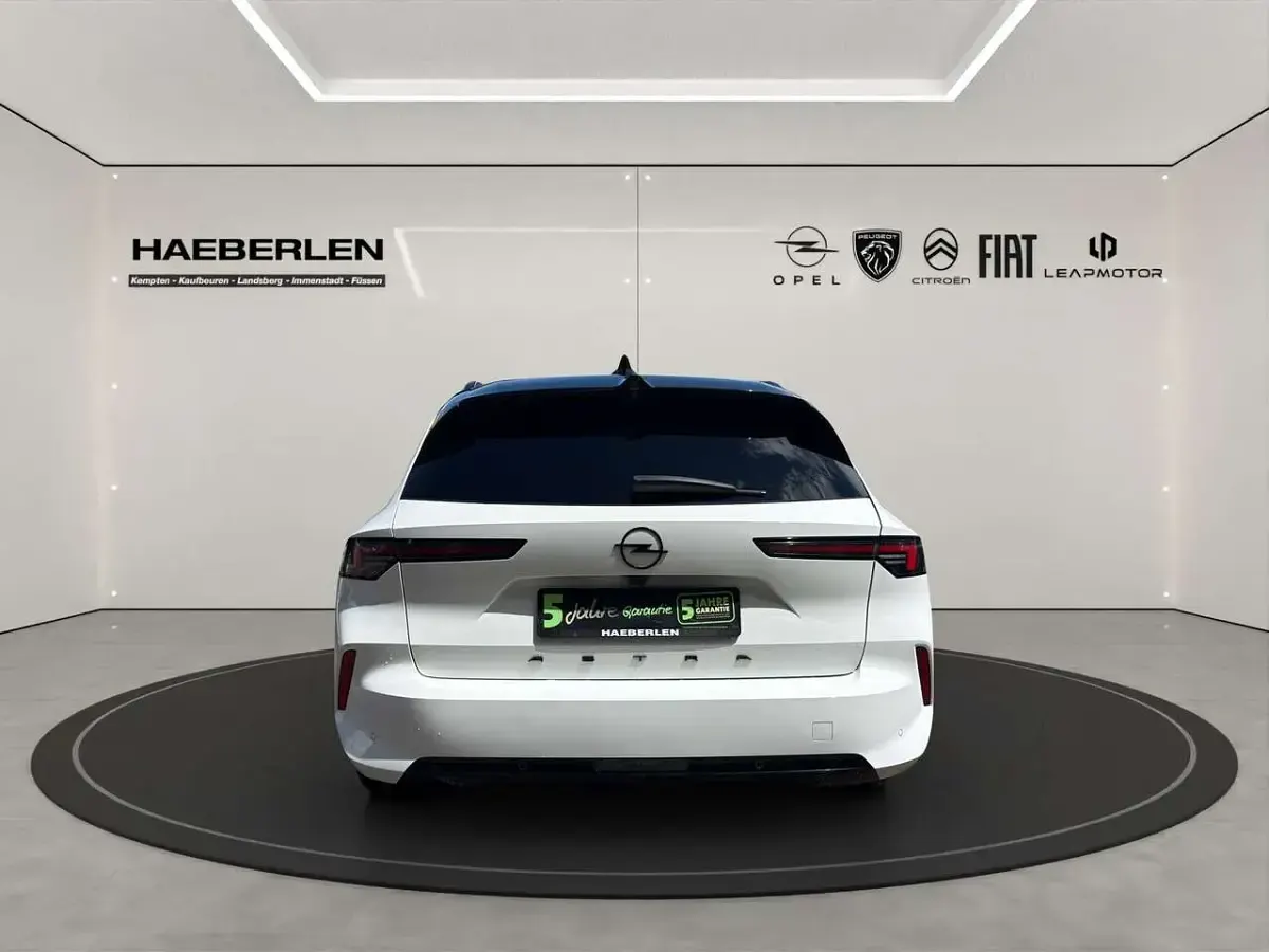 Gebraucht Opel Astra 131 PS (96 kW) 2024 Weiß Kleinwagen