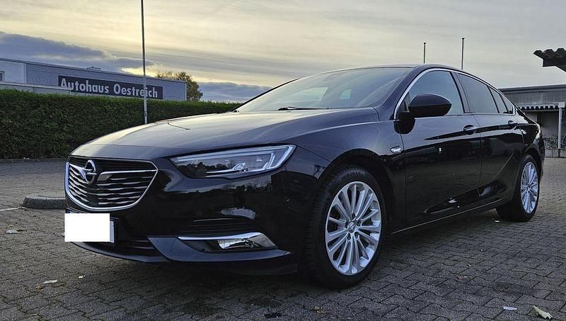 Schwarz Gebraucht 2017 Opel Insignia Business Limousine | 14.750 € (Fairer Preis) - Bild 1/4