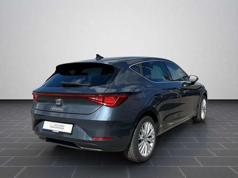 Second-hand Seat Leon XCELLENCE 110 CP (80 kW) 2023 Gri Berlinǎ