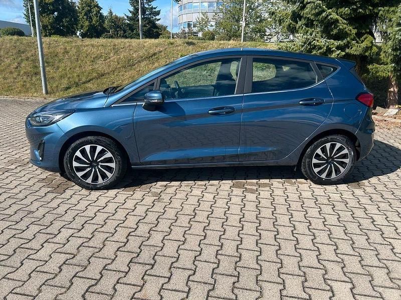 Gebraucht Ford Fiesta Titanium 125 PS (91 kW) 2023 Blau Limousine
