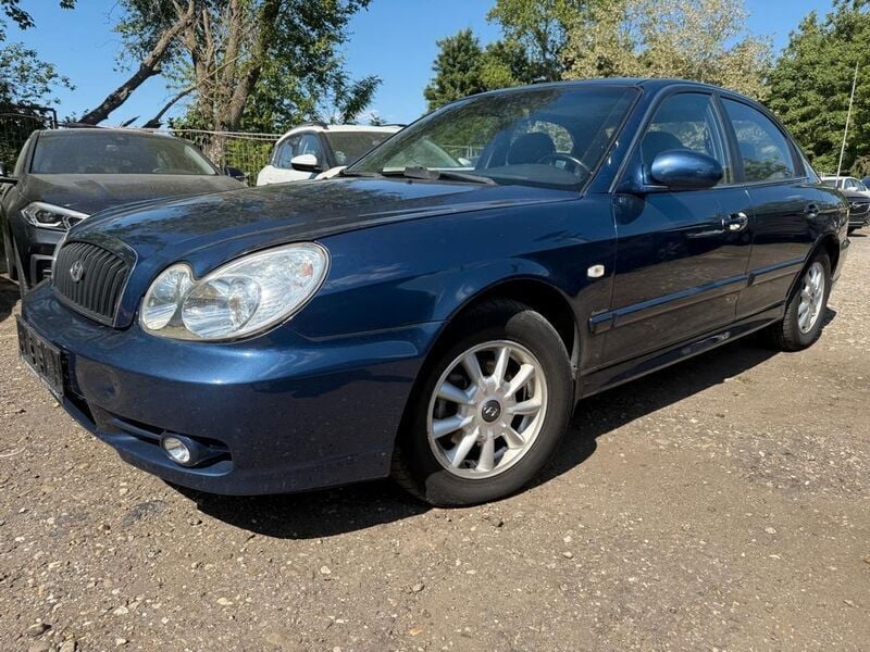 Blau Gebraucht 2004 Hyundai Sonata GLS Limousine | 1.999 € - Bild 1/4