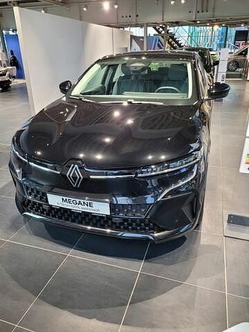 Schwarz Gebraucht 2024 Renault Mégane IV Evolution | 35.900 € (Etwas zu teuer) - Bild 1/2