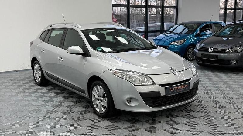 Gebraucht Renault Mégane III Expression 106 PS (77 kW) 2012 Grau Limousine